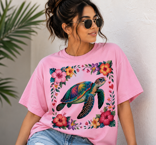 Tropical Sea Turtle Tee – Gildan