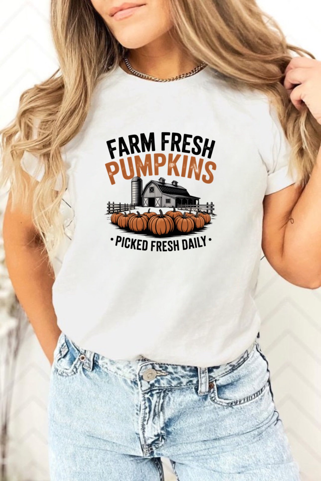 Fresh Farm Pumpkins - Gildan Graphic Tee